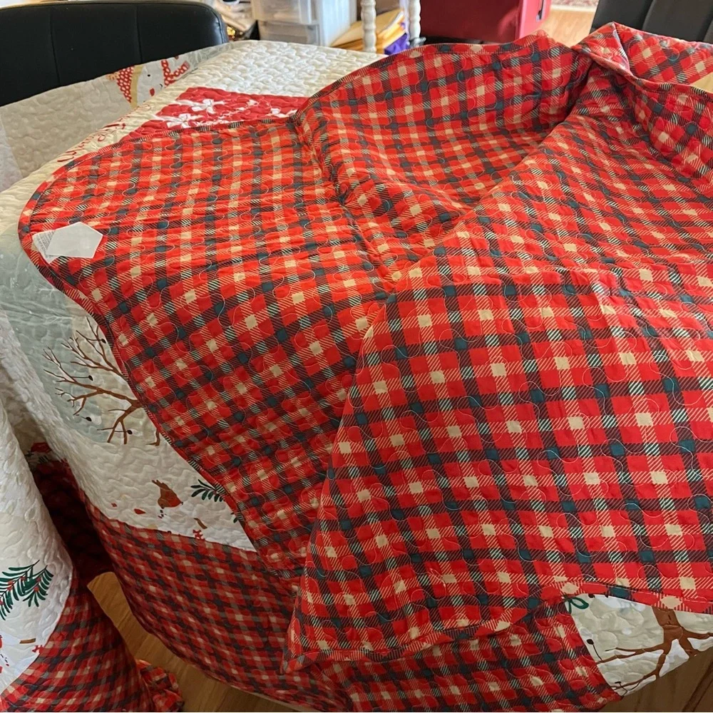 Mar Cielo Holiday California King Quilt with Pillow Shams